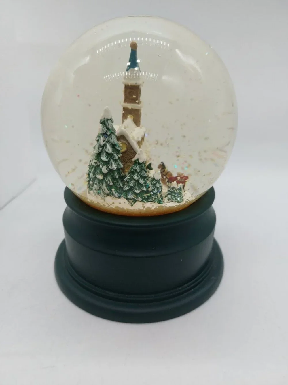 Hallmark Sunday Evening Sleigh Ride Snow Globe Snowglobe Water Thomas Kinkade